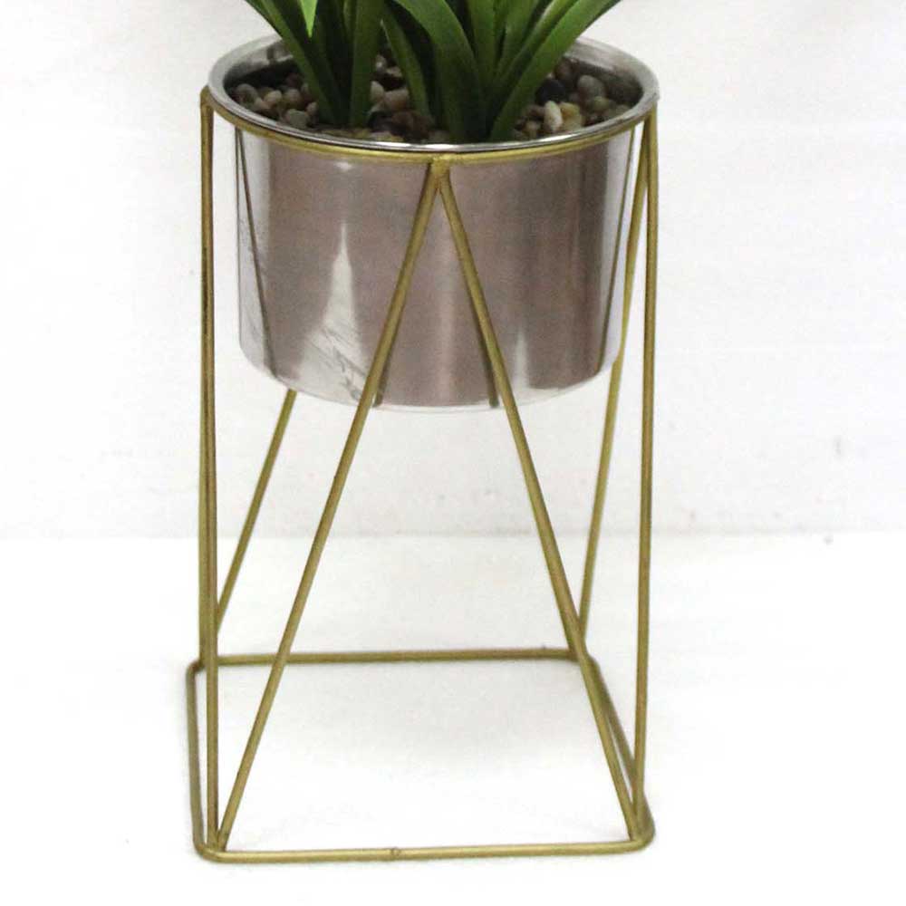 MC2605 Grass with Stand