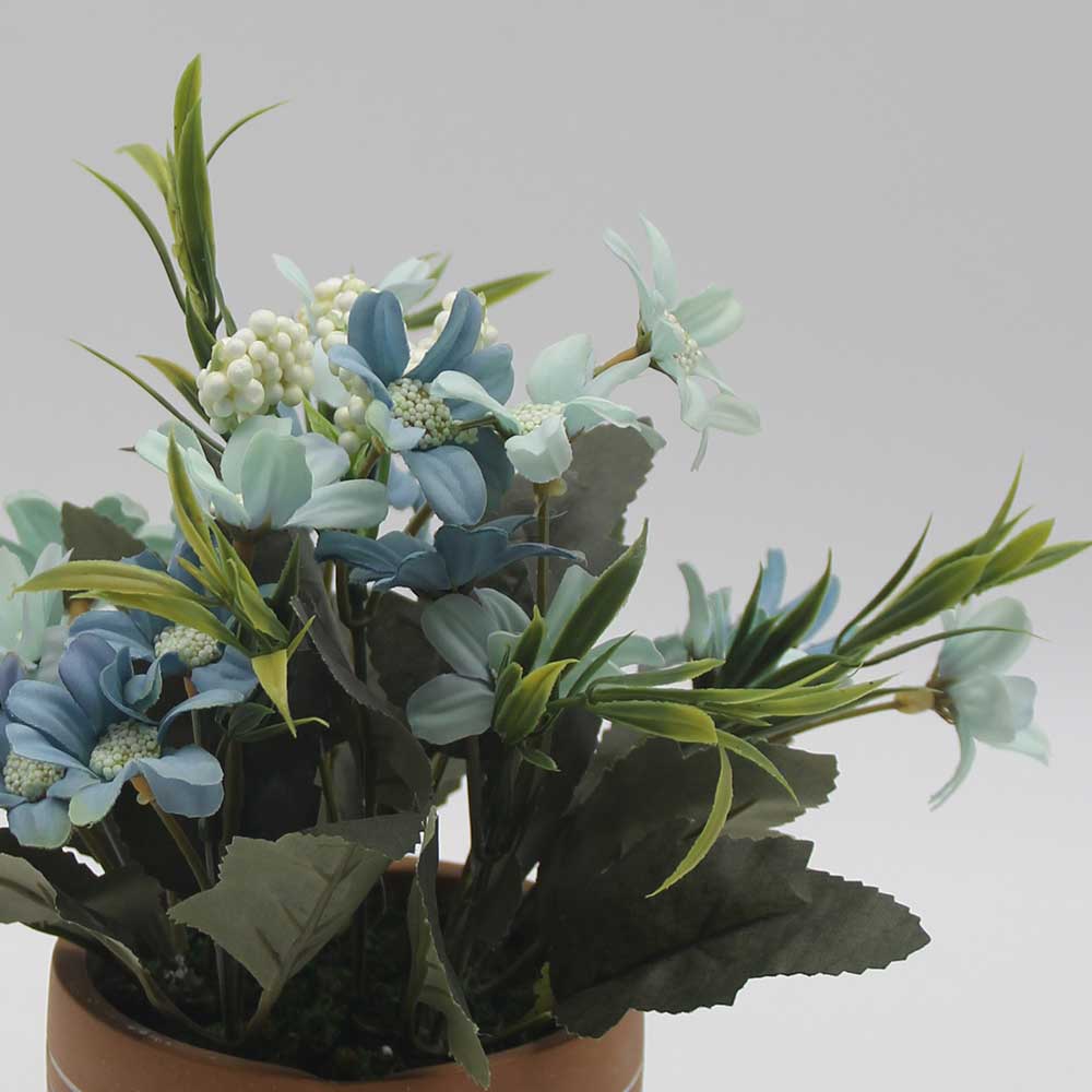 MC0004 Flower in Pot