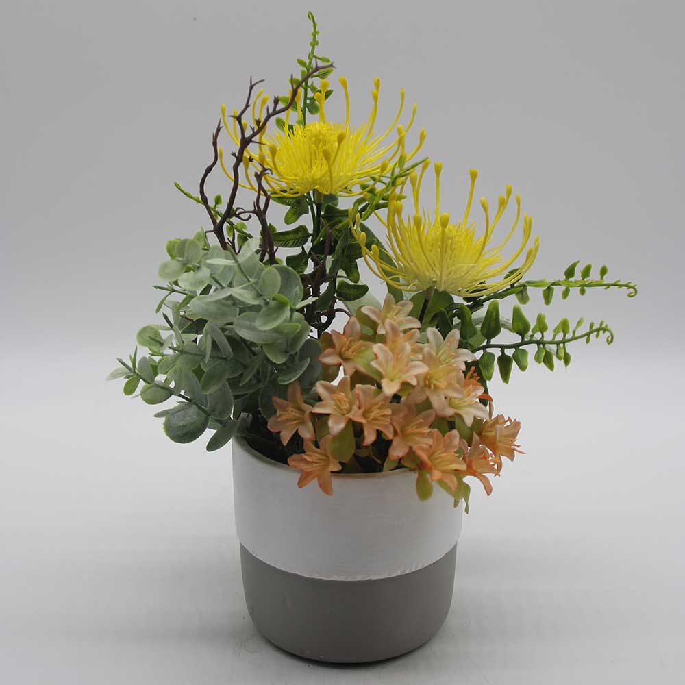 MC0032 Flower in Pot